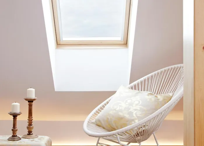 Koenigsschlaf No7 - Dachwohnung Mit Galerie Im Herzen Von קונסטנץ